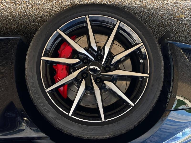Image ASTON MARTIN DB11 V12 5.2 608ch BVA8